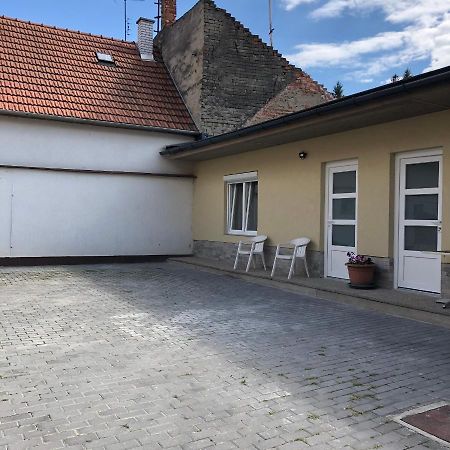 Avas Apartman ميسكولك المظهر الخارجي الصورة