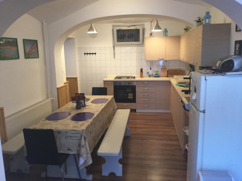 Avas Apartman ميسكولك المظهر الخارجي الصورة